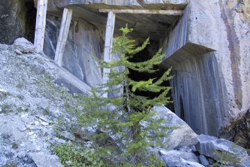Ingresso Cava di Marmo Verde