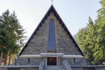 ingresso Chiesa della Madonna delle Nevi